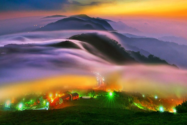 圖為徐慶田拍攝的石棹琉璃光。嘉義縣文化觀光局提供