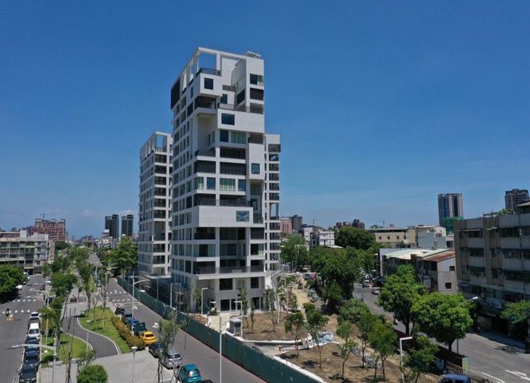 高雄房價不斷上揚，市府大舉推動社會住宅累計已達1.5萬戶規劃。高市都發局提供