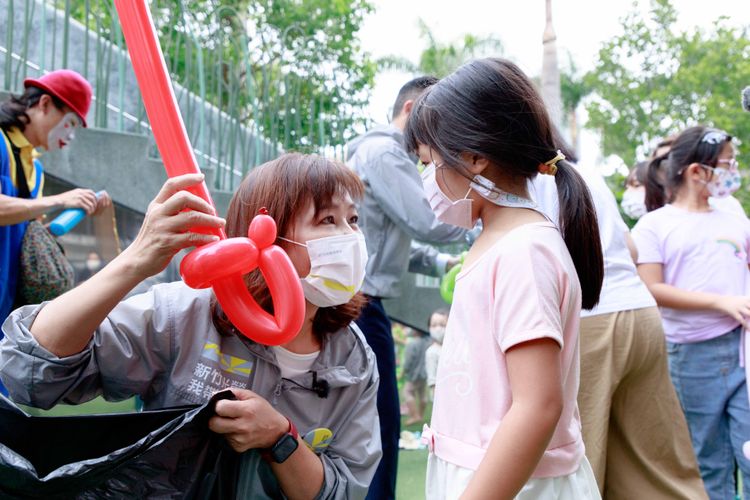 沈慧虹說，選舉過程中，最感動的就是看見市民的笑容，為了讓市民笑得更開心，他會持續加油，為市民努力。沈慧虹競辦提供