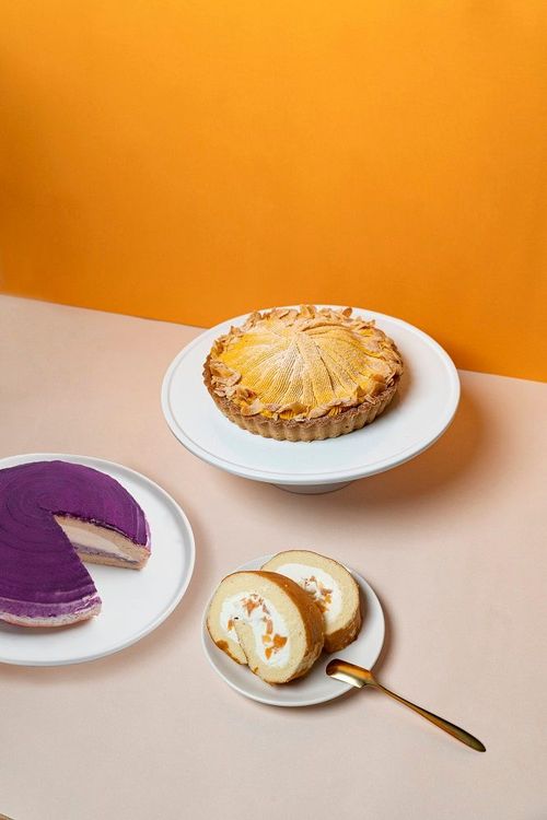 歡慶新品上市，路易莎咖啡甘藷家族甜點「美荔紫薯波士頓派」特價68元。業者提供