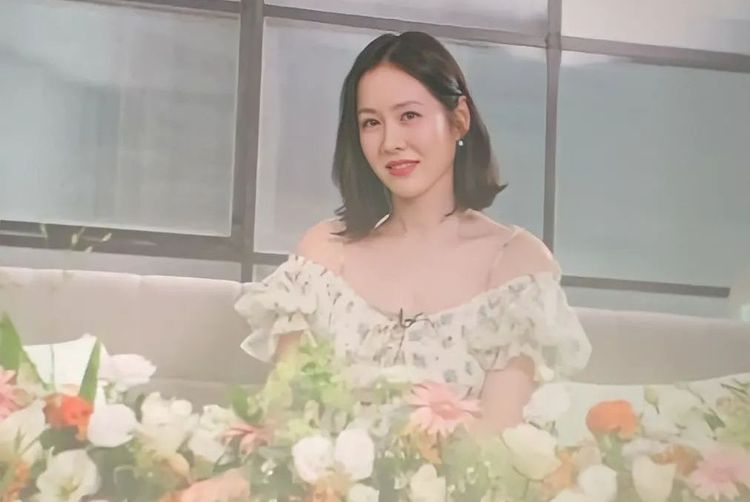 孫藝真懷孕後，8月首度亮相，網友讚嘆她是最美孕婦。翻攝推特