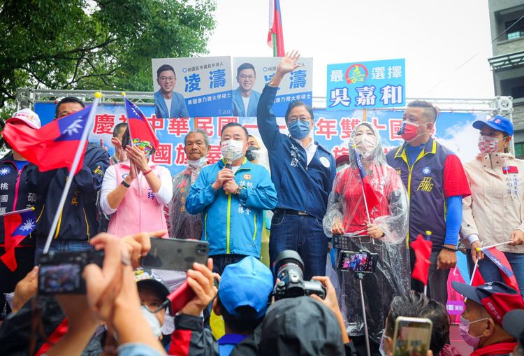 張善政也向現場支持者喊話，年底選舉，請大家投下最智慧、最聰明的一票。張善政競辦提供