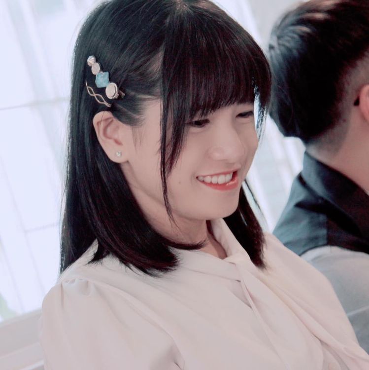 鄭孟洳減重後飄小清新FU。翻攝自鄭孟洳臉書