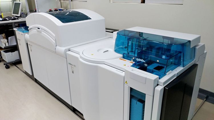 生化免疫分析系統。台東醫院提供