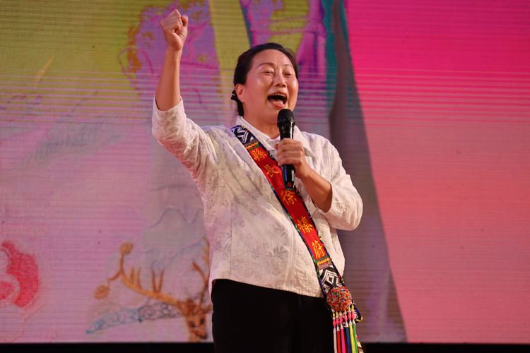 花蓮縣長徐榛蔚揮出女力第一棒，喊出打通國道六號，「台中到花蓮只要兩小時！」張喆喜攝