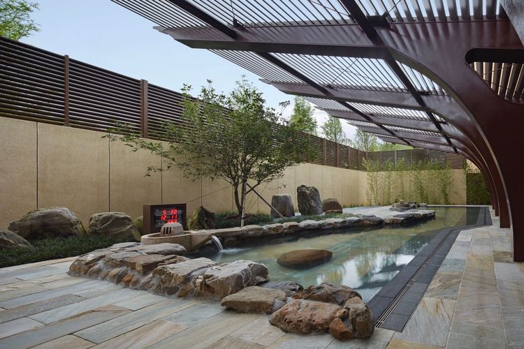 入住宜蘭力麗威斯汀可享受俗稱美人湯的碳酸氫鈉泉。業者提供