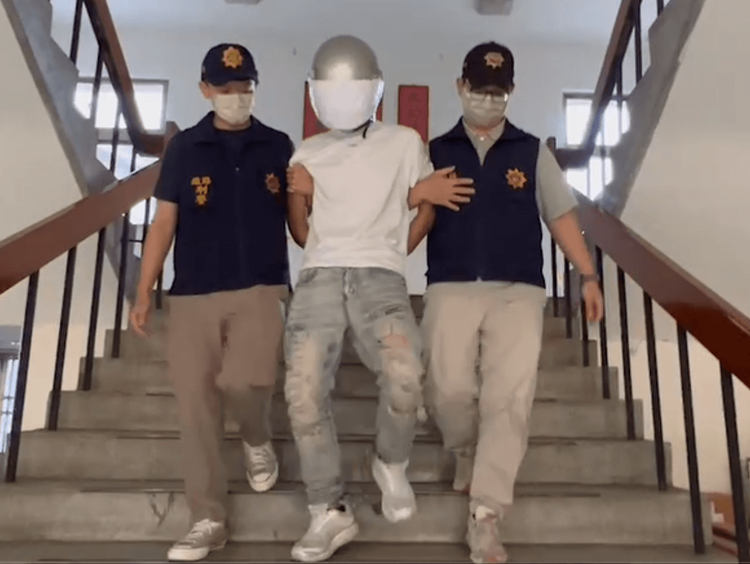 黃姓男子推擠被害人，掩護主嫌逃逸，遭警方移送地檢署偵辦。警方提供