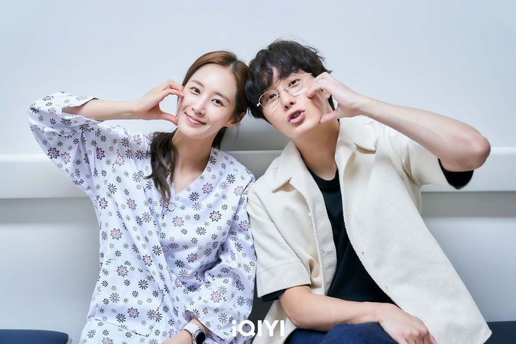 丁一宇（右）二度和「少女時代」成員俞利演戲，默契十足。愛奇藝國際站提供