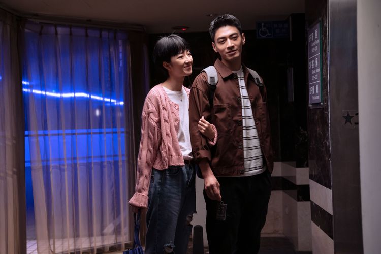 桂綸鎂劇中一度想以簡訊和宋柏緯分手。Disney+提供