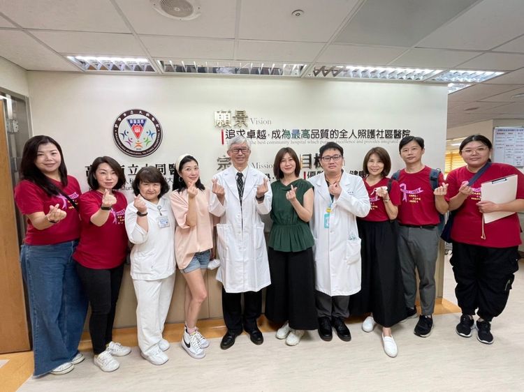 癌症希望基金會與黃嘉千一起關心病患。高雄大同醫院提供