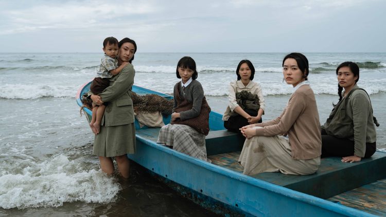 《流麻溝十五號》中每一位政治受難者都是從不同地方被帶到綠島，因此片中充斥著各種語言。牽猴子提供