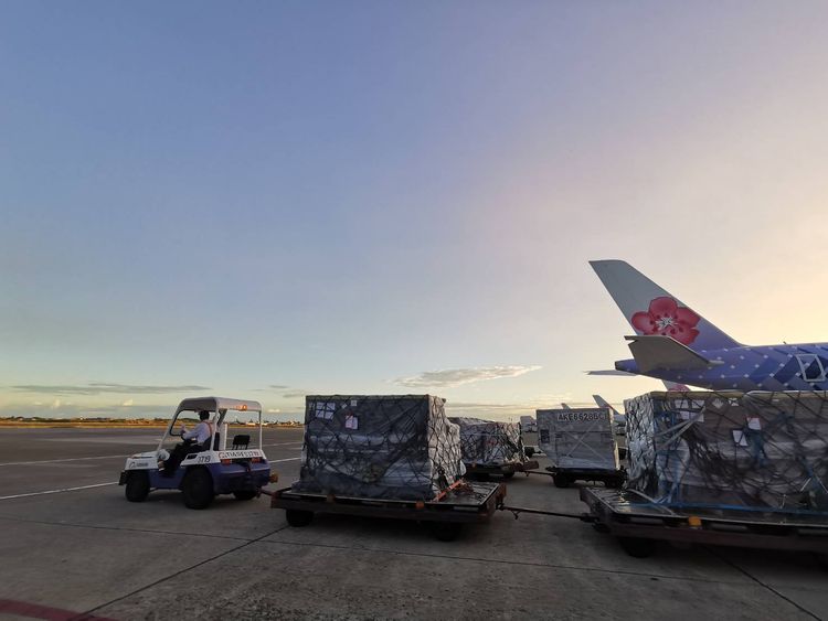 國航業者將客機改裝成貨機。翻攝畫面