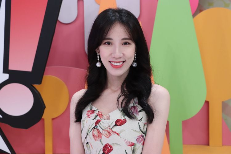 瑤瑤上《同學來了》談異國戀之苦。中天綜合台提供