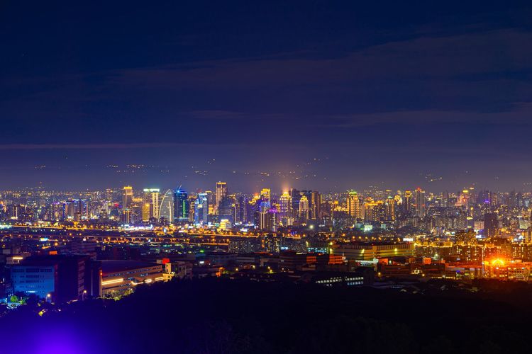台中市望高寮夜景。台中市觀旅局提供