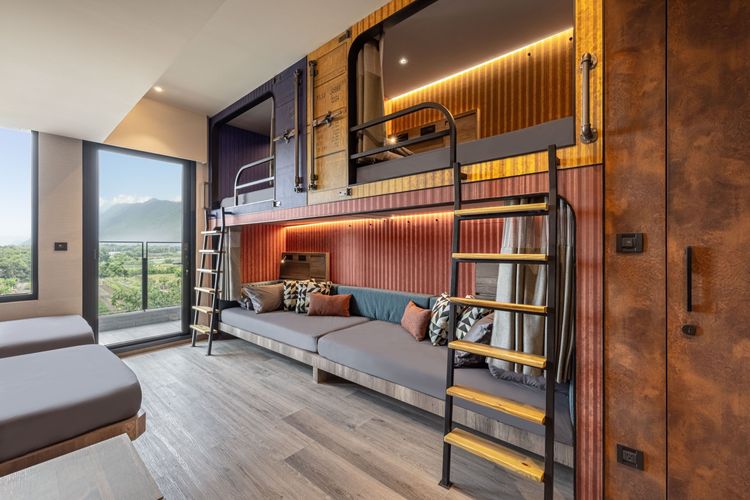 目前館內規劃有雙人房、4人房、6人房與8人背包客房。煙波提供