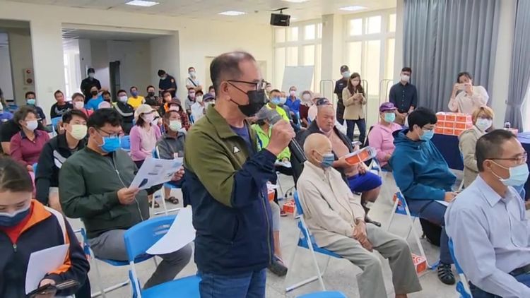 議員魏長源說，發展綠能是很好的方向，但不能與漁民的利益衝突，若漁民朋友不同意，開發案就不用提了。許逸民攝