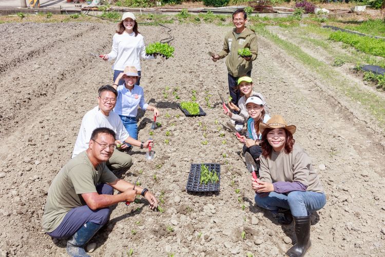 沈慧虹承諾，會繼續讓新竹的茶花、荔枝和其他新興農業都能在新竹市蓬勃茁壯。沈慧虹團隊提供