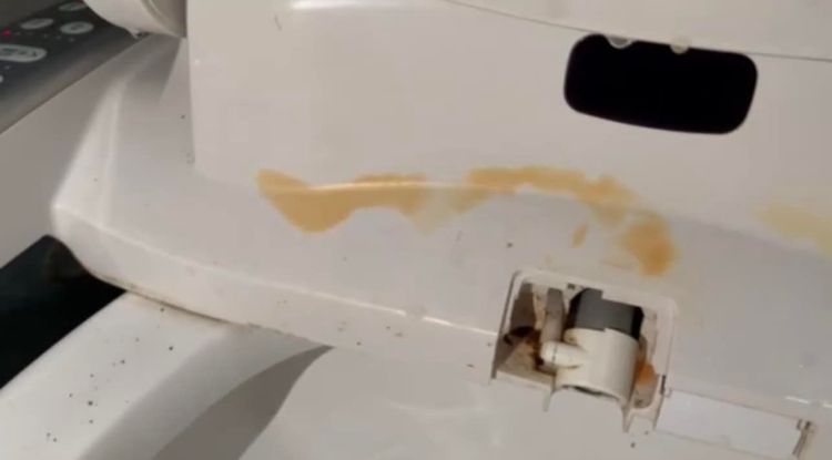 新竹市公廁免治馬桶現況。翻攝自臉書/高虹安