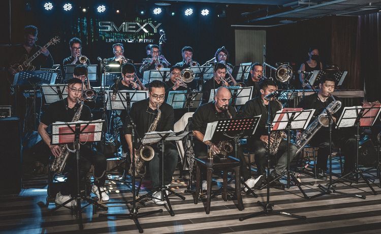 全球獨家首演_踢霹歐爵士大樂團與原住民、嗩吶及臺灣民謠共創亞太經典。傳藝提供