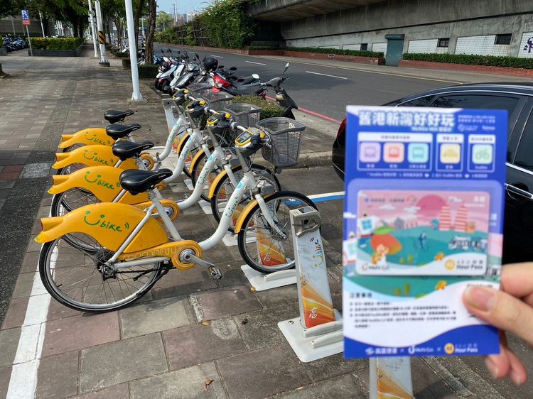 國慶三天連假高雄活動多，使用MeNGo可方便搭乘大眾運輸遊高雄。高市府提供