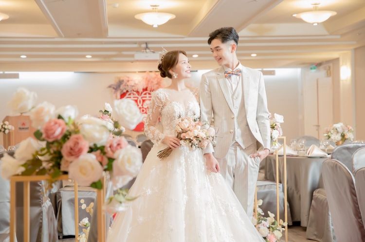 感情世界來到一翻兩瞪眼的十字路口，規劃結婚事宜或是分手。示意圖／業者提供