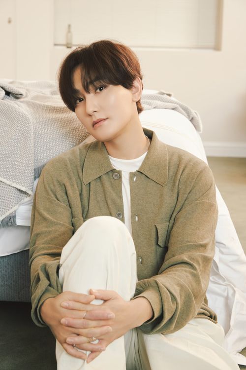 安七炫睽違17年推出新專輯《Eyes On You》，接受台灣媒體訪問。愛貝克思提供