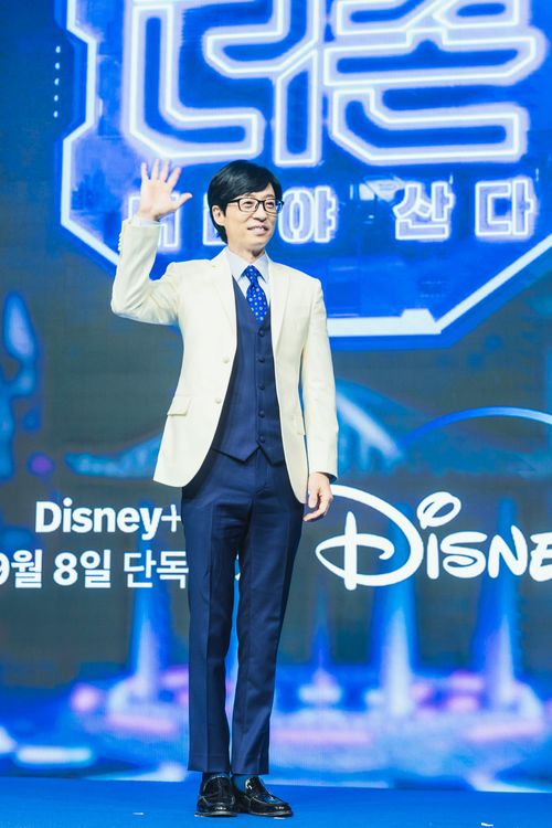 劉在錫跟製作人合作過多檔綜藝節目。Disney+提供