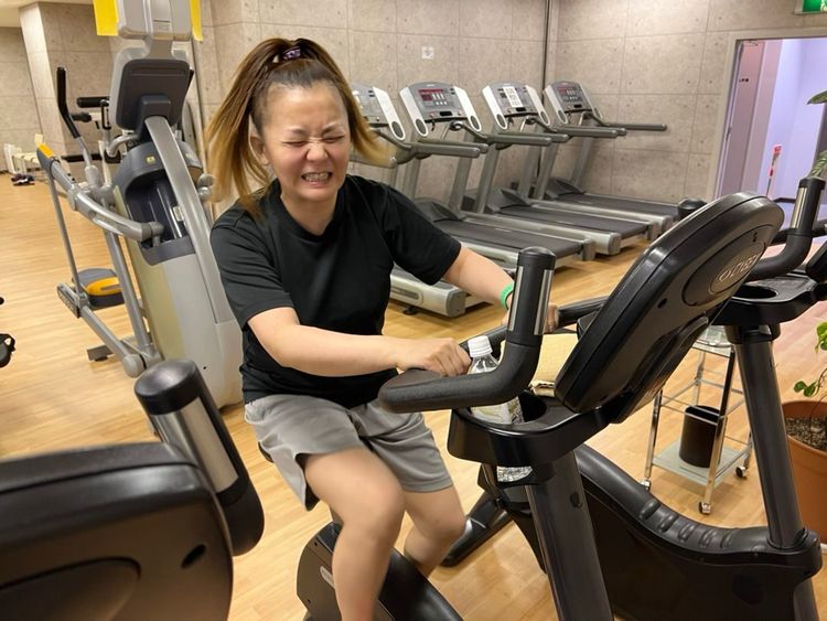 華原朋美認真運動想要瘦身。翻攝華原朋美部落格