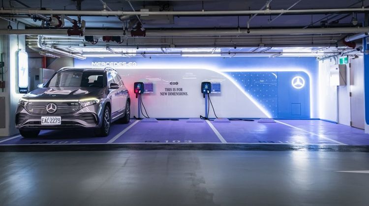 台灣賓士正式啟用台北101充電站。業者提供