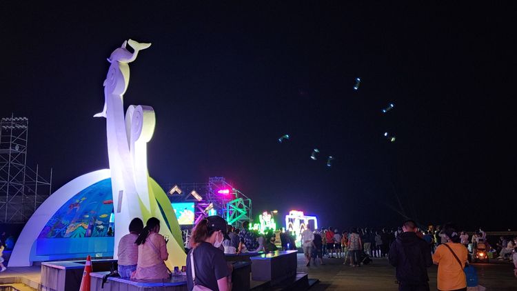 特技風箏空中芭蕾開場表演。許逸民攝