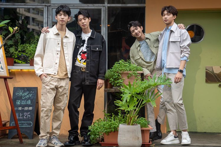 徐碩廷（左起）、黃信赫、沈駿、李振浩首演BL劇。大慕可可、bilibili提供