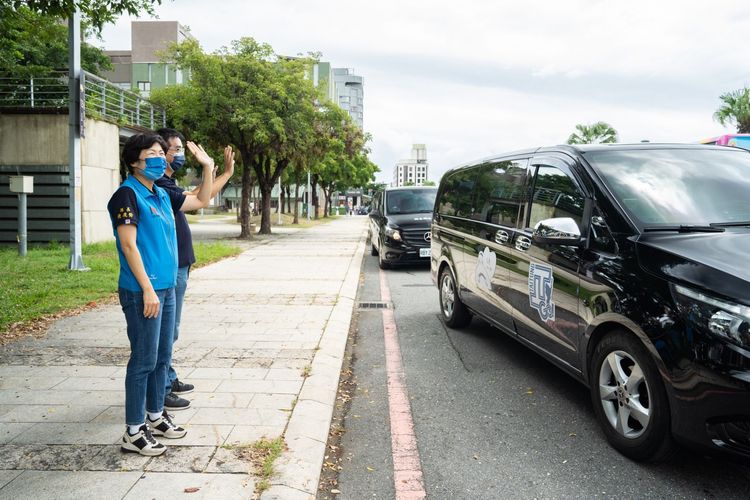 台東縣府重新拍攝向合作業者表達感謝。台東縣府提供