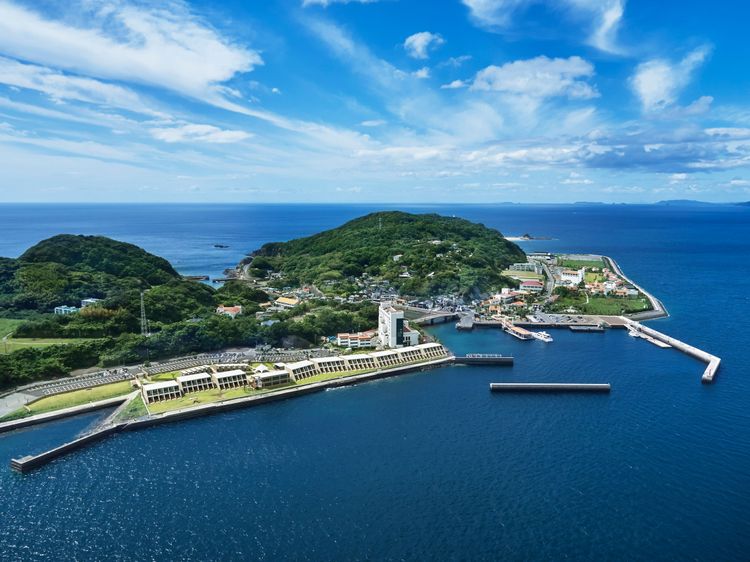 伊王島上的「iLand+Nagasaki」度假村，結合了住宿、溫泉與戶外活動等各種休閒設施。長崎縣觀光連盟提供