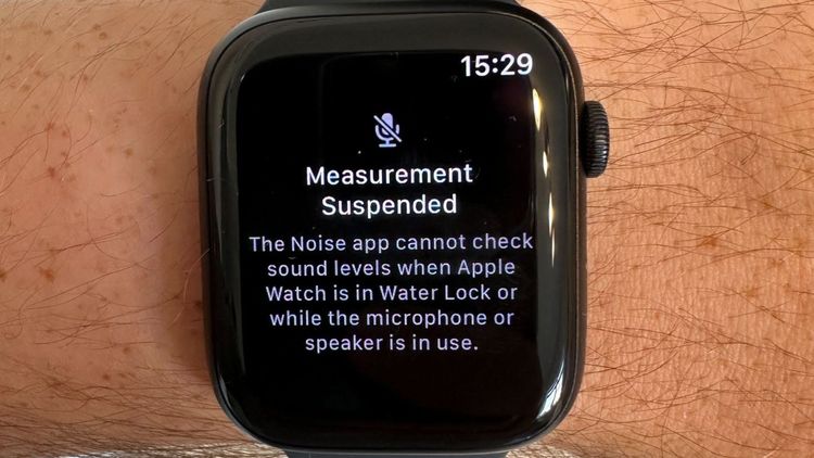 用戶反應使用Apple Watch S8的噪音偵測app遇到無法啟動的狀況，疑與麥克風運行問題有關。取自MacRumors