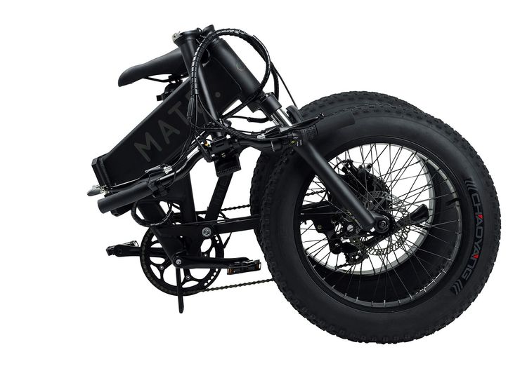 摺疊後雖便於置放汽車行李箱，但重量並不輕。業者提供