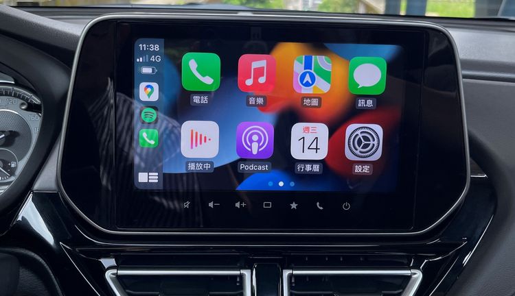 9吋中控螢幕可無線連結CarPlay。陳志淵攝