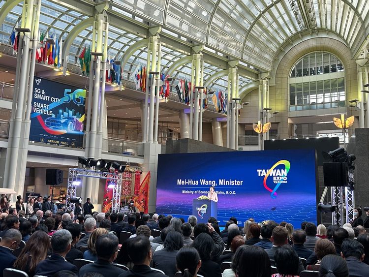 首度在美國舉辦的「台灣形象展」於12日揭幕，展覽活動多元豐富，包括智慧移動、創新醫療論壇，及美國電動車訪問團與生技健康產業合作交流團等。經濟部提供