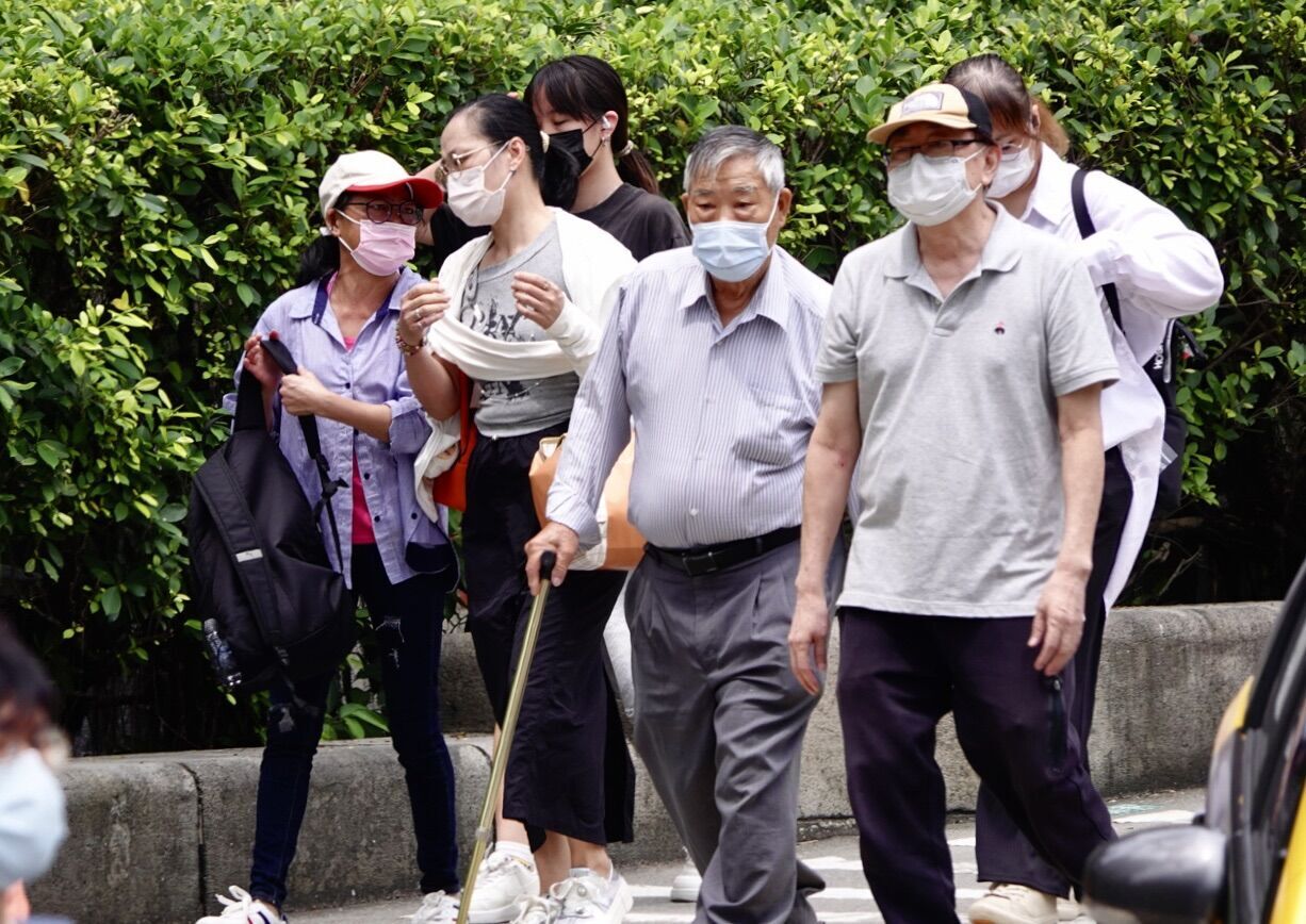 新冠疫情再升溫