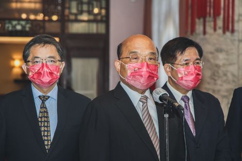 蘇貞昌曝家有2師 喊話「改善經費我們負擔、教好學生靠老師」