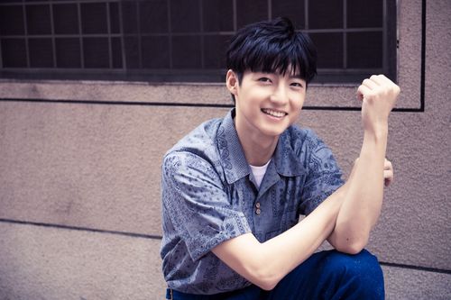 劉育仁理想型是柯佳嬿「她有照顧我」 撞見學長廁所沖涼秀腹肌發憤追隨