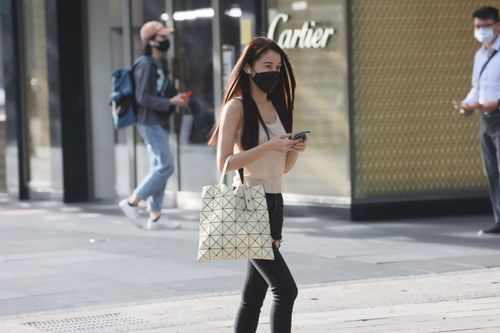 還沒結束！下降關鍵時間曝　醫師示警2點沒做到：疫情將再起
