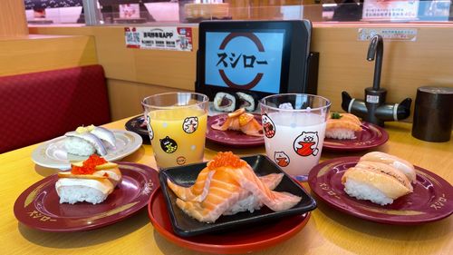 壽司季節料理大啖海鮮 大口吃鮭魚3貫僅40元