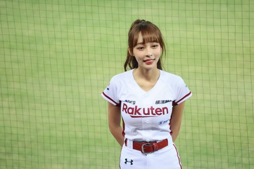 林襄曝神秘接送男身分　願當男友小助理