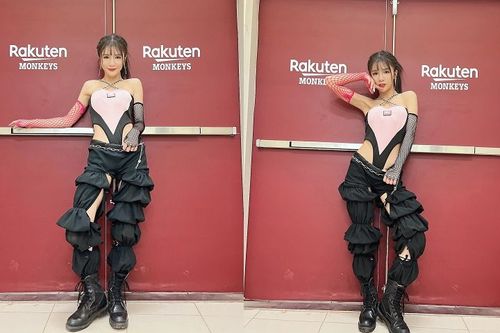 「零死角女神」林岱萦放送高衩泳装照 「一直往下拉」粉丝喊:好坏!好辣