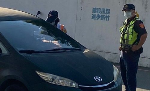 低於市場行情用LINE攬客　新竹白牌車司機載阿嬤慘罰10萬