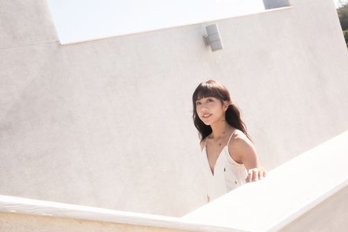 蔡佩軒變晴天娃娃險曬傷　隔離2周寫出愛情苦澀滋味