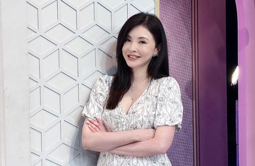 何如芸離婚官司打3年5個月　掰了豪門婚「我是自由何小姐」　