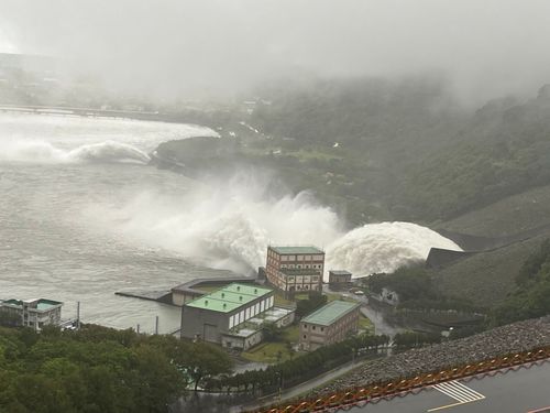 尼莎颱風來襲 新增新北汐止一級淹水、北市信義區二級警戒