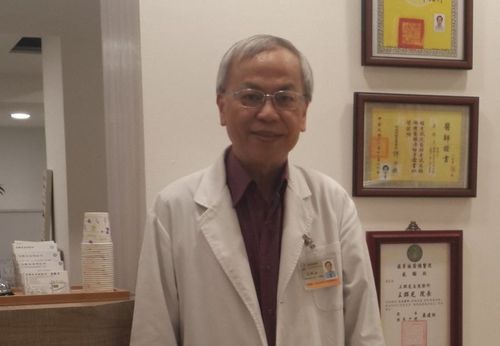 名醫王群光車禍亡!疑闖紅燈過馬路 慘遭直行機車撞飛不治