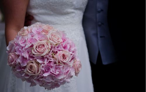 26歲女友跑船「月薪17萬」 他月領50K羞問:可以高攀嗎?